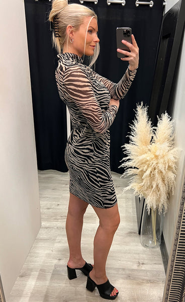 Camilla mesh kjóll - zebra/beige