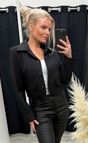 NÜ Badia short jacket - black