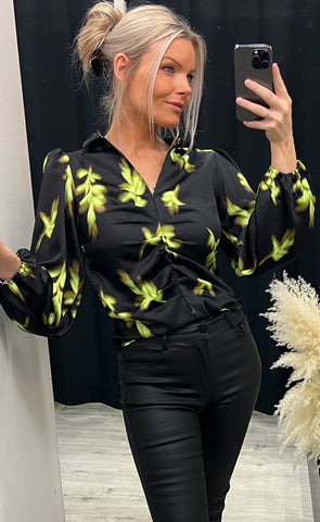 Leafy blouse - parrot green