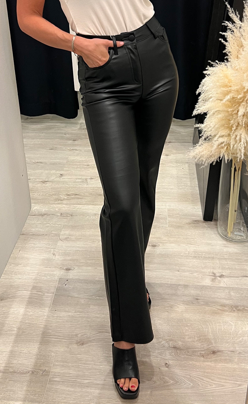 Pleðurbuxur 226006 - black