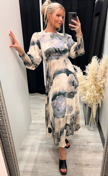 LOVE737-19 - waterprint