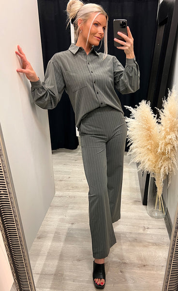 Verina shirt - grey pinstripe