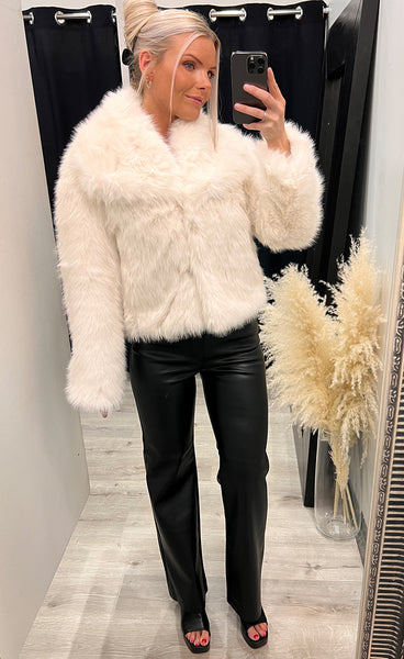 Vanessa loðjakki - white