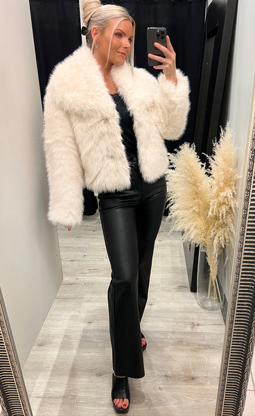 Vanessa loðjakki - white