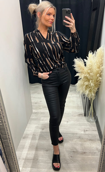 Glowy blouse 1 - cocoa creme