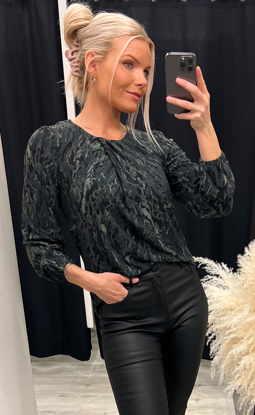 Savoy blouse 1 - jungle mix