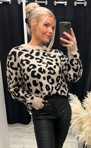 Minya leopard jumper - black mix