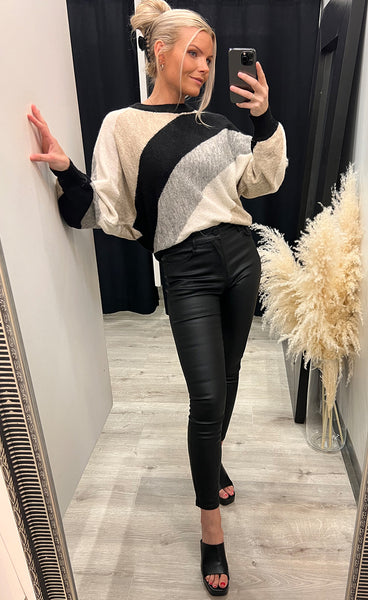 Kamara pullover - black striped