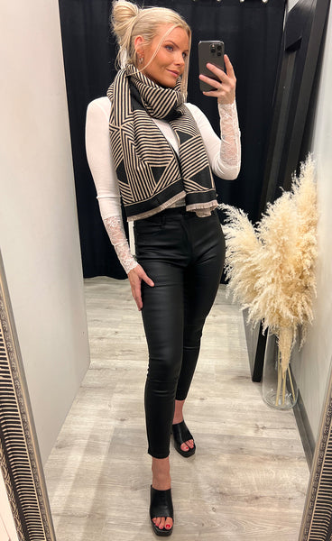 Vibi geometric scarf - black mix