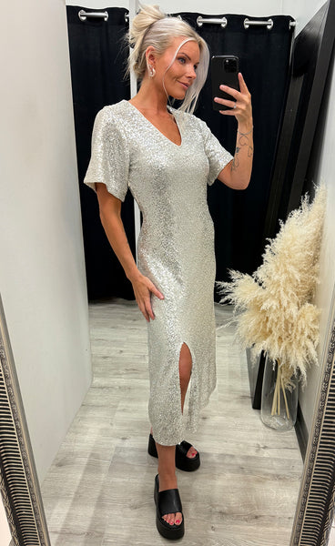 Fauca dress 3 - frosted almond