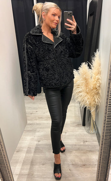 Monica faux fur jacket - black
