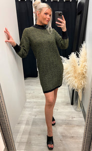 Kamara dress 3 - black/green
