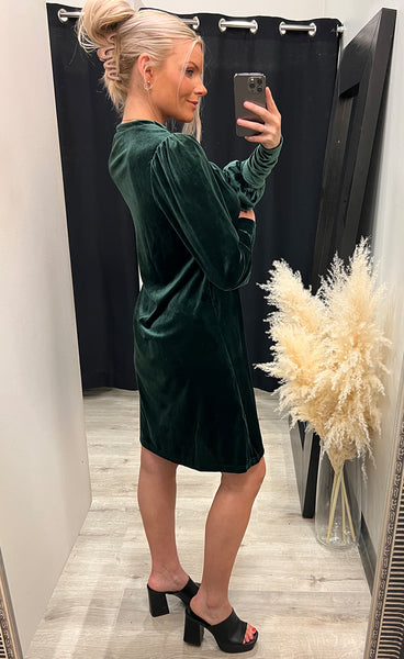 Cassandra dress 3 - green