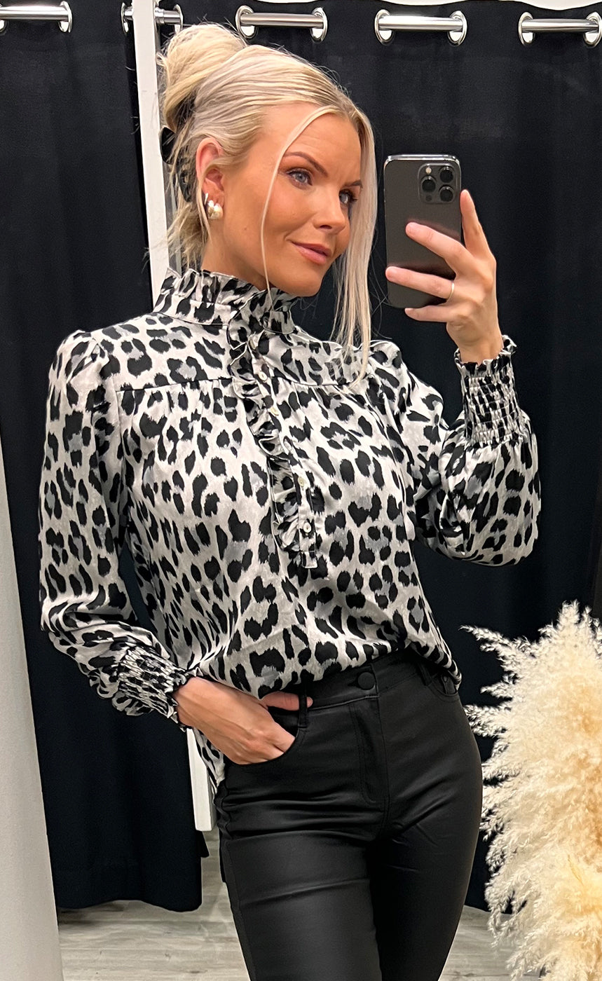 Ariana blouse - grey leo
