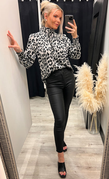 Ariana blouse - grey leo