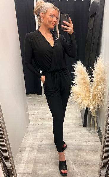 Beata samfestingur - black