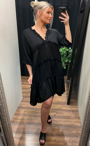 Moment dress - black