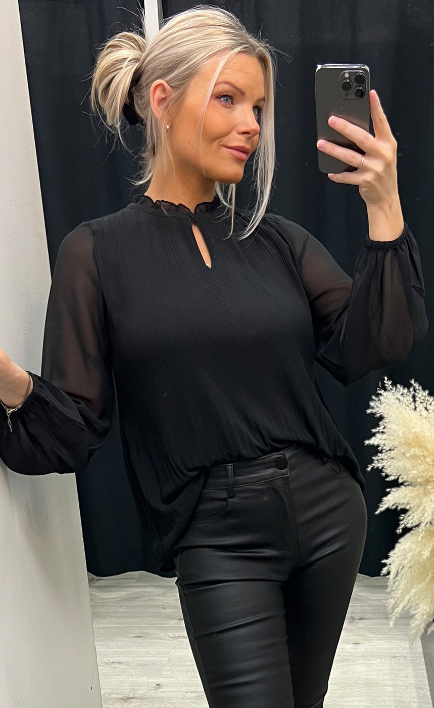 Pleats blouse 1 - black