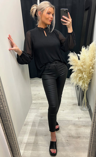 Pleats blouse 1 - black