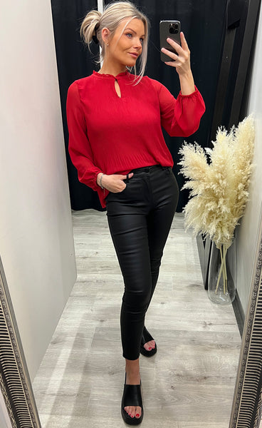 Pleats blouse 1 - chili pepper