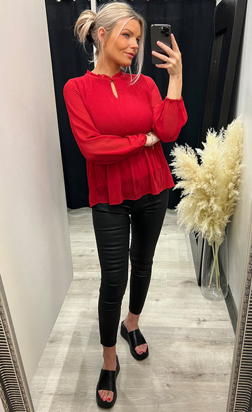 Pleats blouse 1 - chili pepper