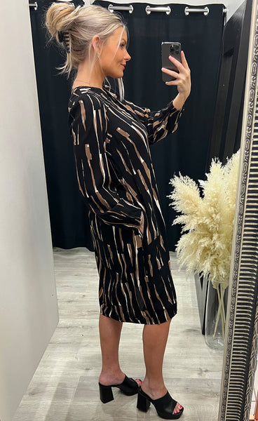 Glowy dress 1 - cocoa creme