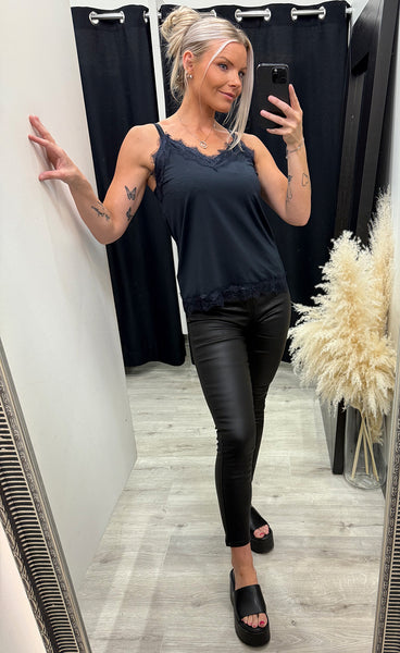 Bicco lace top - salute