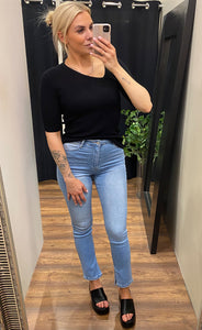 Alvina tee - black