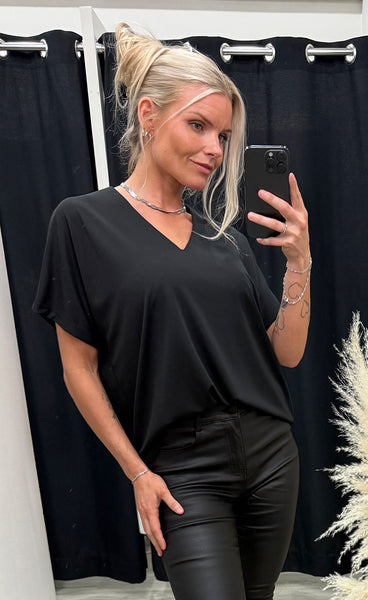 NÜ Ditte ronnie top - black