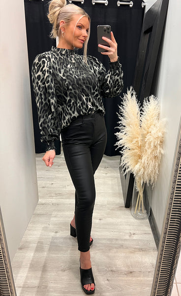 Ventia blouse - khaki leo