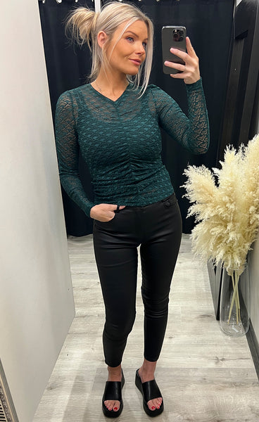 Ludmilla blouse 1 - ponderosa pine