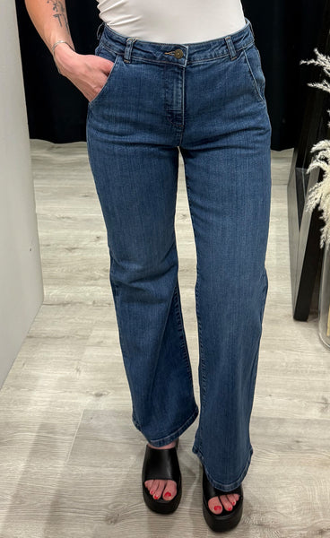 Selma flared jeans 4 - medium blue