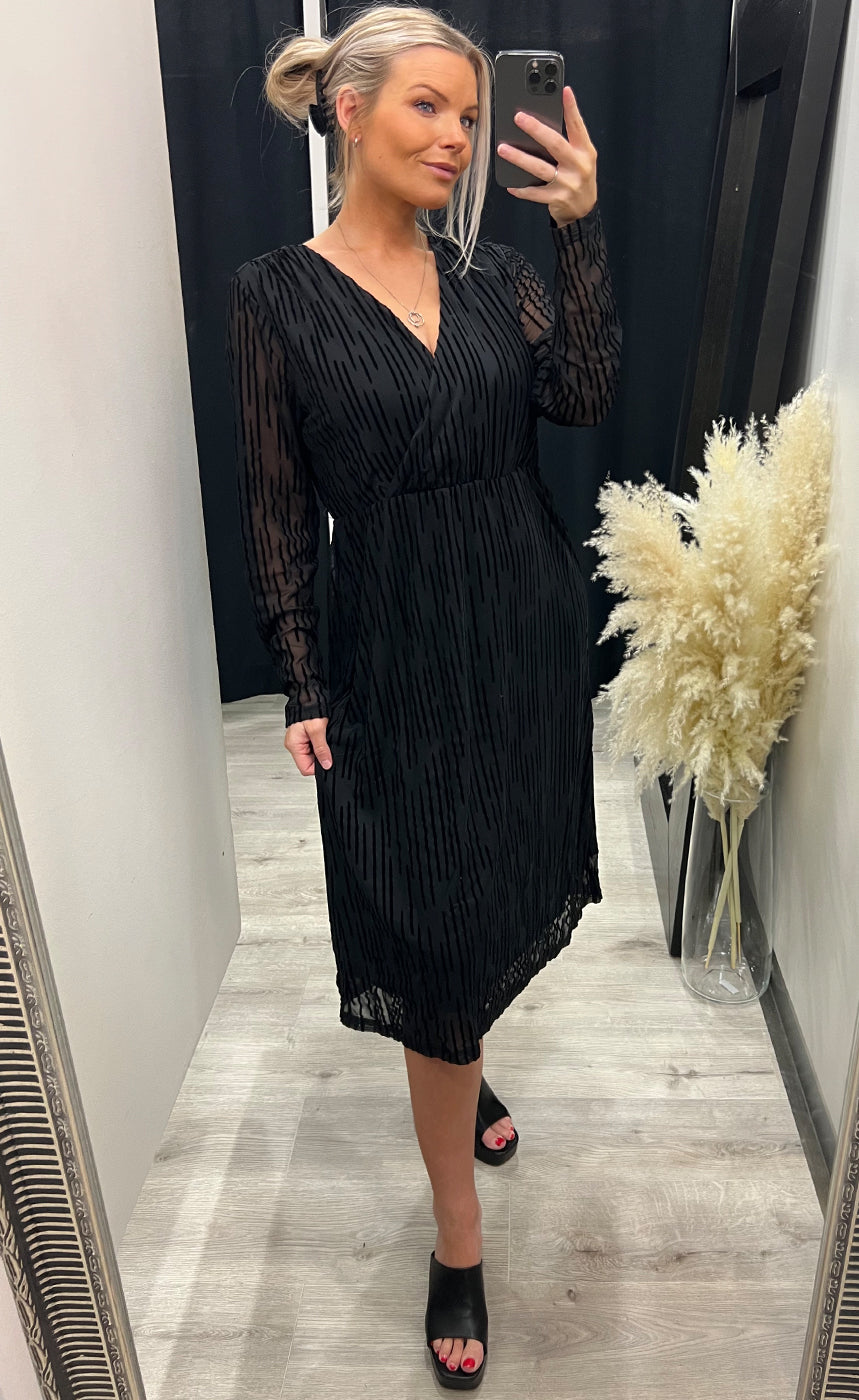 Gail dress PLUS - black