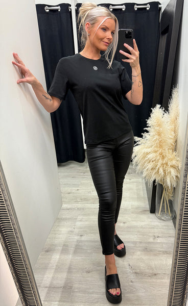 Melea icon tee - black/white