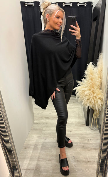 Claudisse cape - black