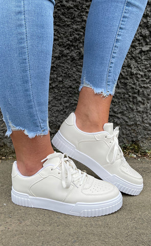 Strigaskór 6389 - white