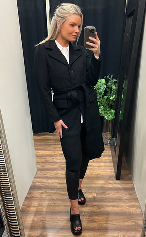 Catarina novelle coat - black
