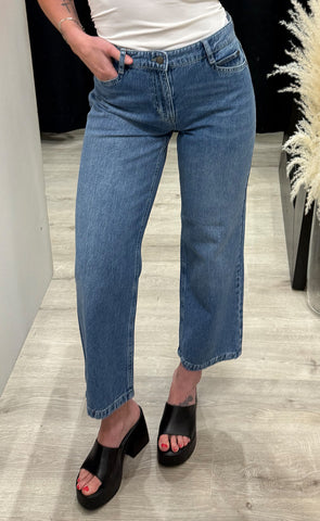Jada HW cropped jeans - medium blue denim