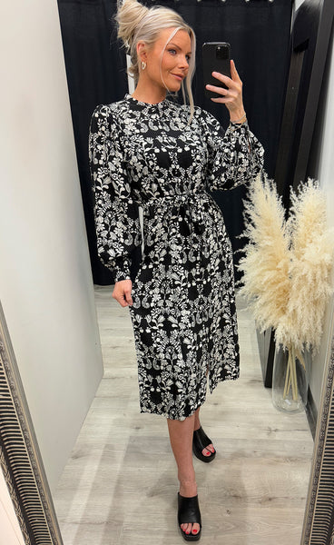 Gocina dress - black flower