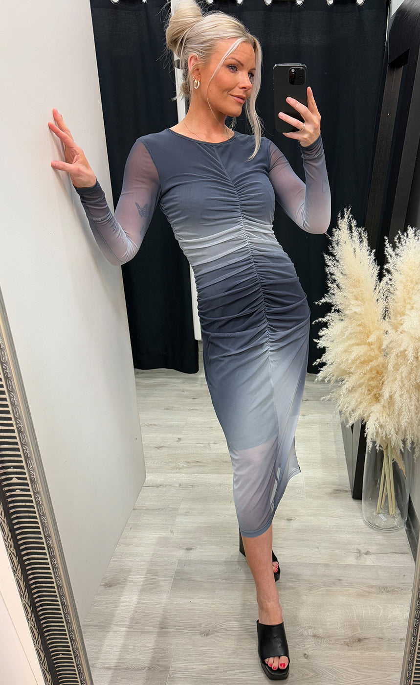 Penlopa dress - black fading