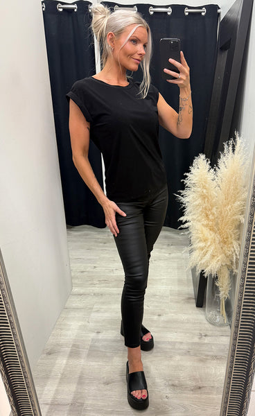 Low-a top - black
