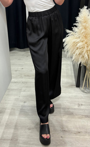 LOVE1425 - black
