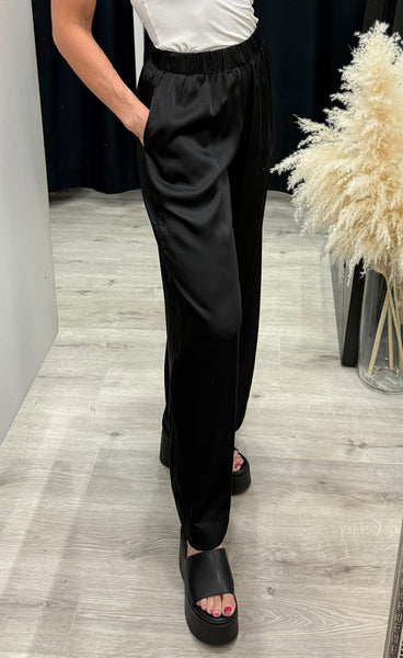 LOVE1425 - black