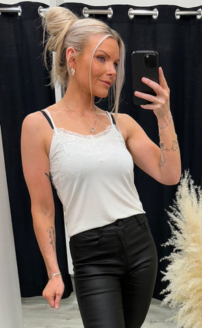 Like top 2 - white
