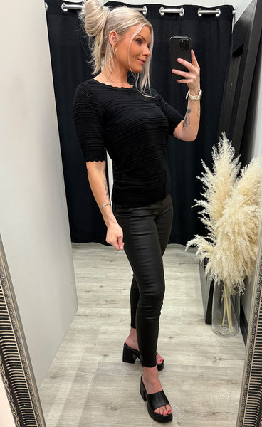 Flora pullover 1 - black