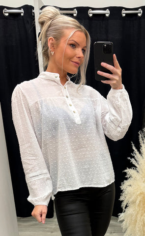 Billie blouse 1 - whisper white