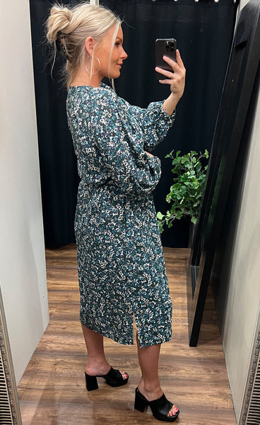 Isa dress - marina flowers