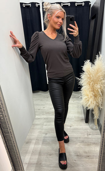 Vya v-neck - chocolate