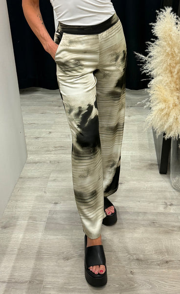 LOVE1024-55 - graphic