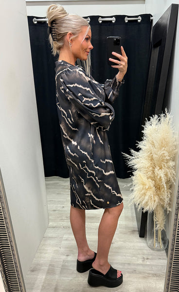 Olivia dress - washed black